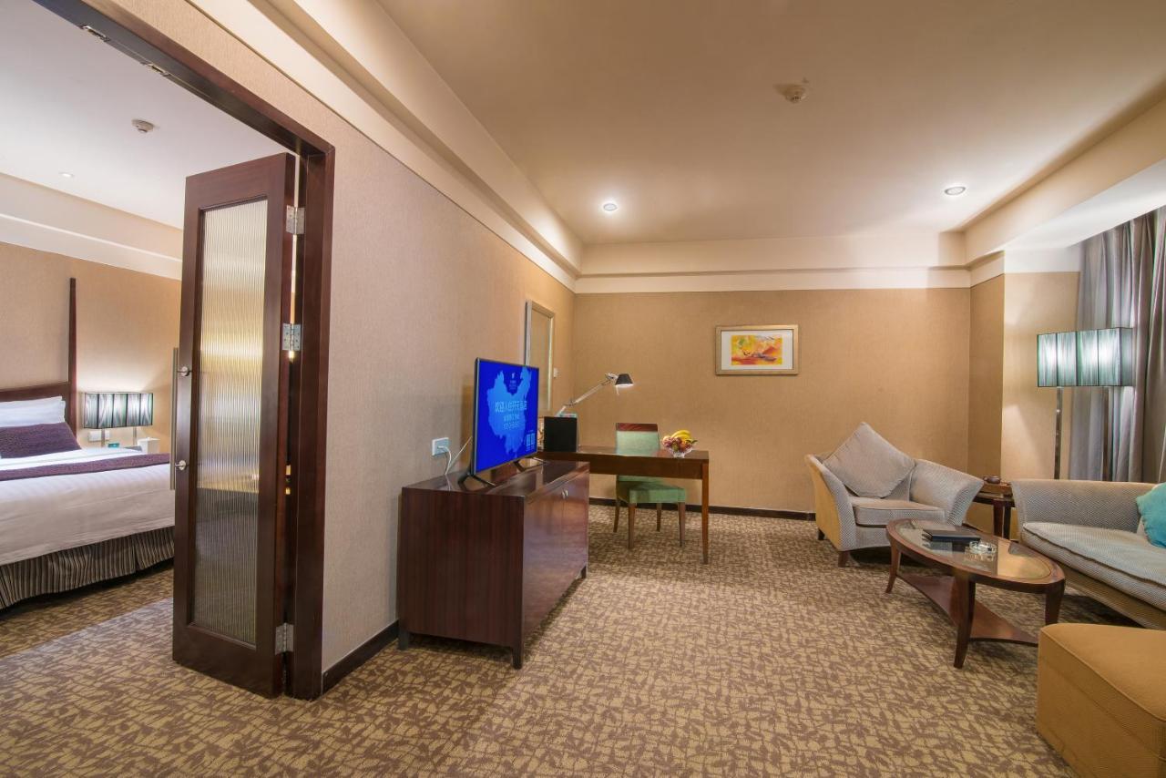 Ruiwan New Century Hotel Tianjin Bagian luar foto