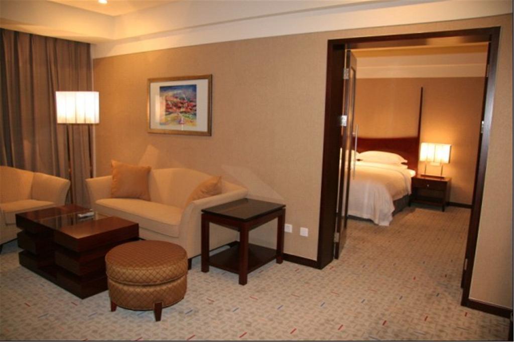 Ruiwan New Century Hotel Tianjin Bagian luar foto